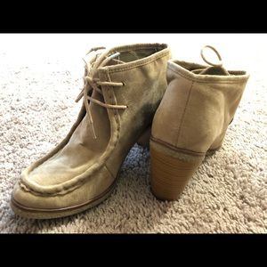 American Eagle Heeled Booties